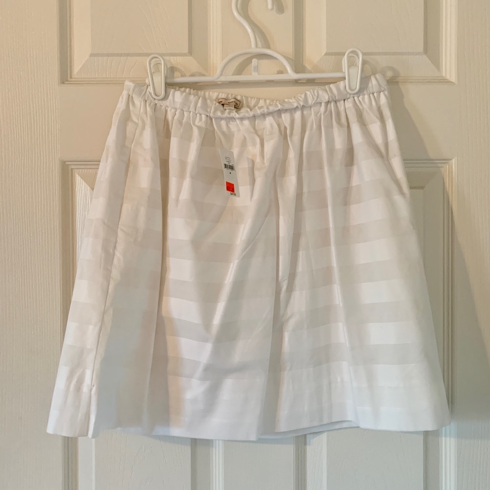 Gap NWT white stripe skirt - size M